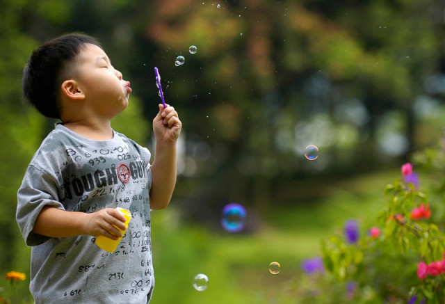 Tough Guy is playing Bubble