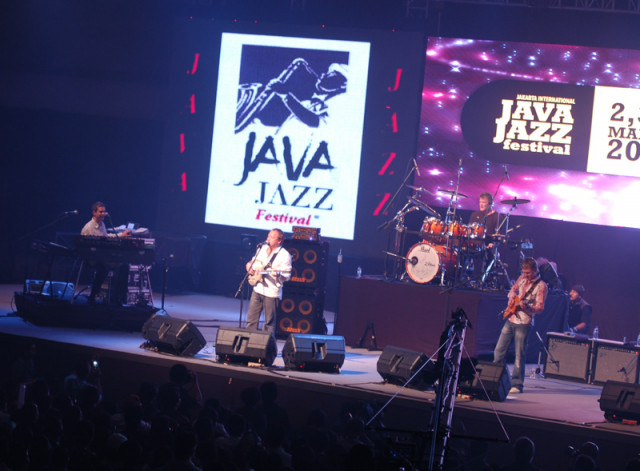 Level 42 in Java Jazz