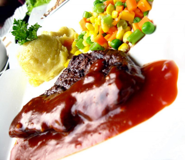 Steak everyone ?