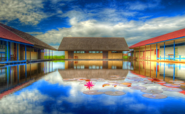 Floating School #2 (HDR)