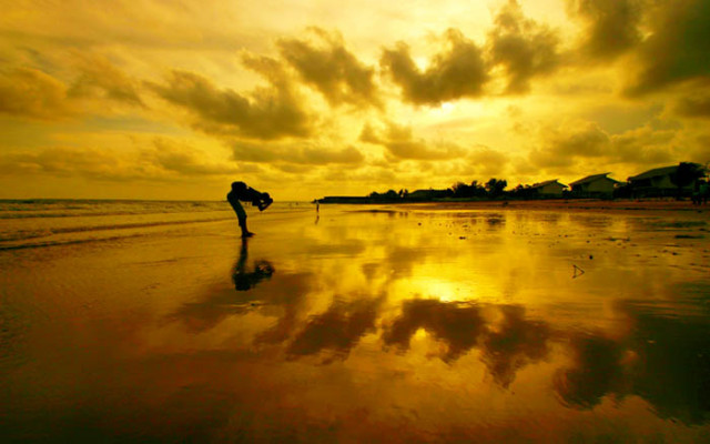 Reflection of The Cloud