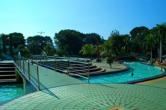 Blue pool