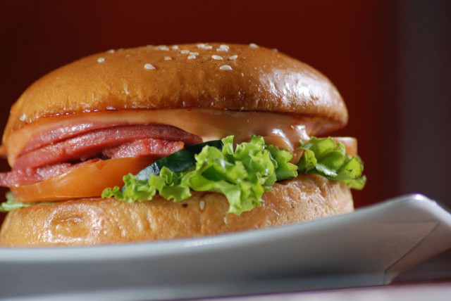 burger .. grrr ...