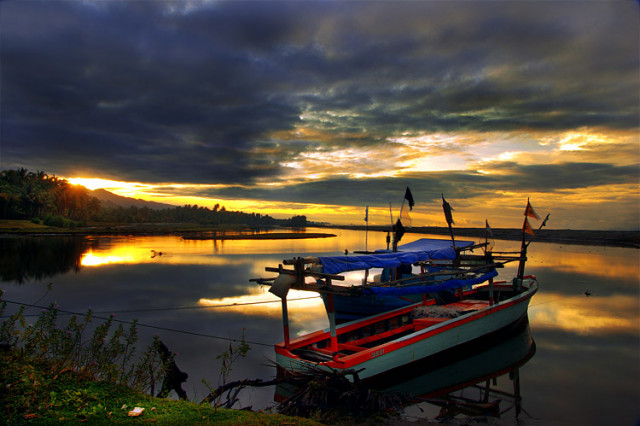 SUnrise @ Muara Sibintang (HDR)