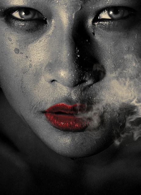 Smoky Red Lips