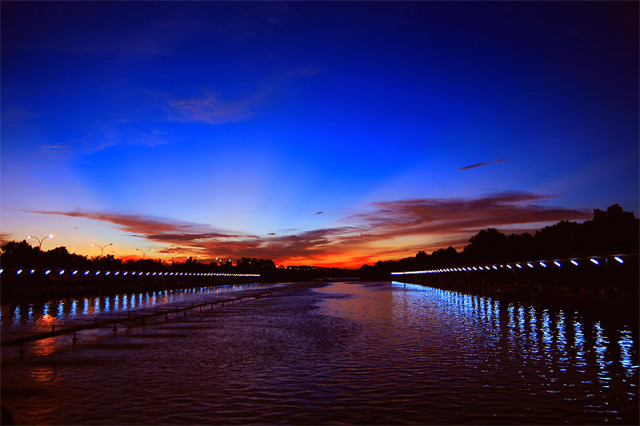 The evening clouds...