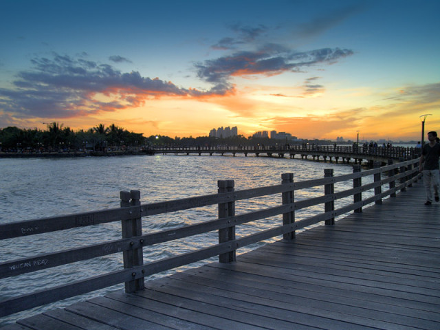 Sunset at Le Bridge #2 ;)