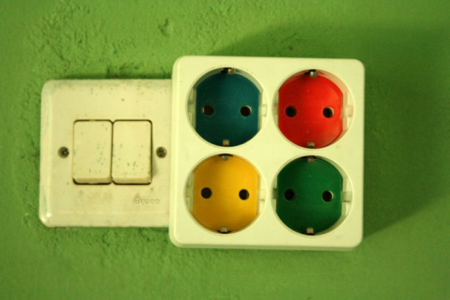 beda warna 1 7an= kekuasaan