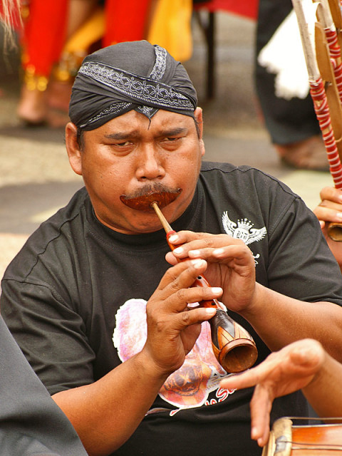 Penerompet ...