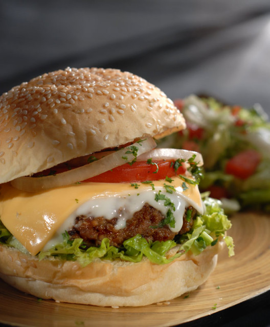 *Burger*