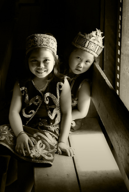 dayak kids