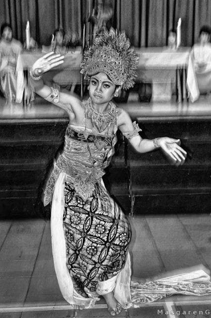 Tari Bali