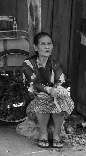 si Mbok'e nunggu