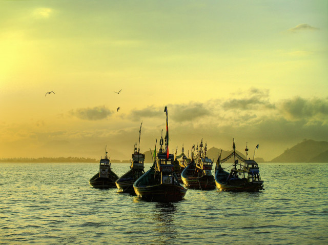 Sunrise Armada, 05:54 AM