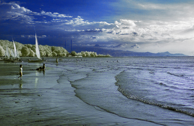 senja di pasir putih