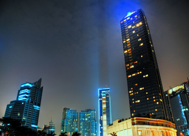 Membelah Langit