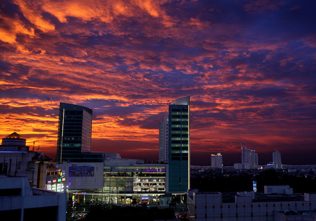 Senja di Senayan City...