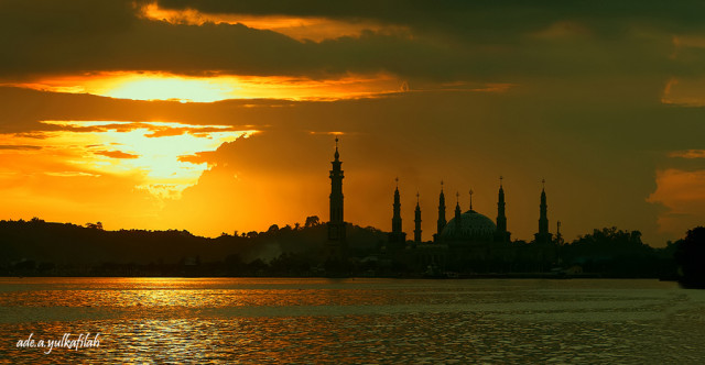 Senja Diatas Mahakam