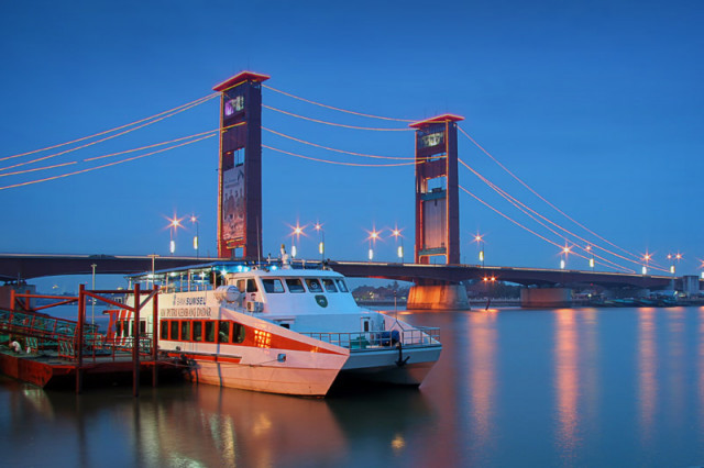 Jembatan Ampera