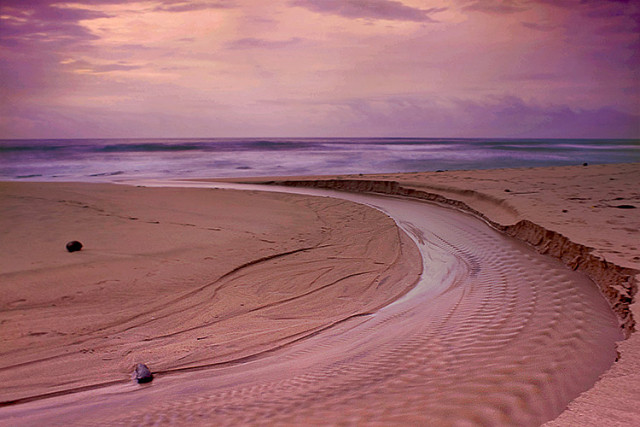 ~senyap tak bertilas~