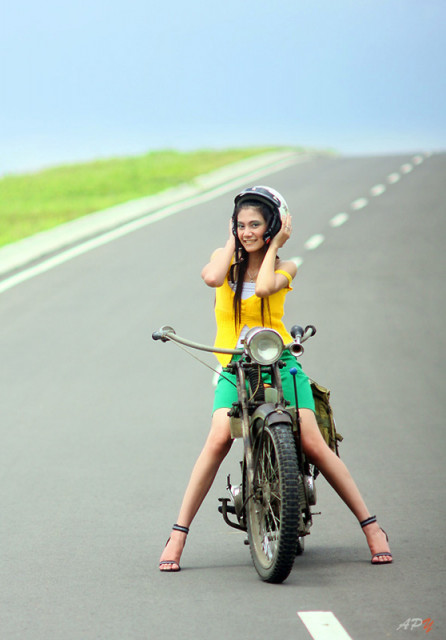 Race with me