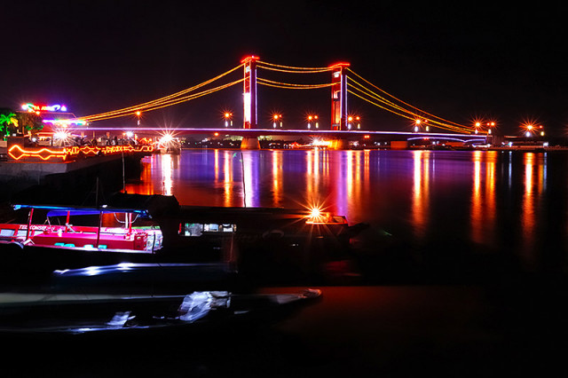 Ampera @ Night