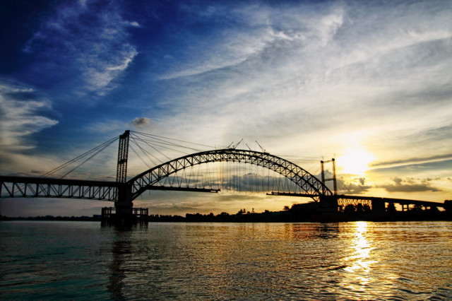 Senja di Jembatan Batanghari 2