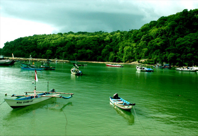 Tenang & Damai..