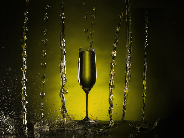 chain of water