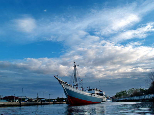 Awan Biru