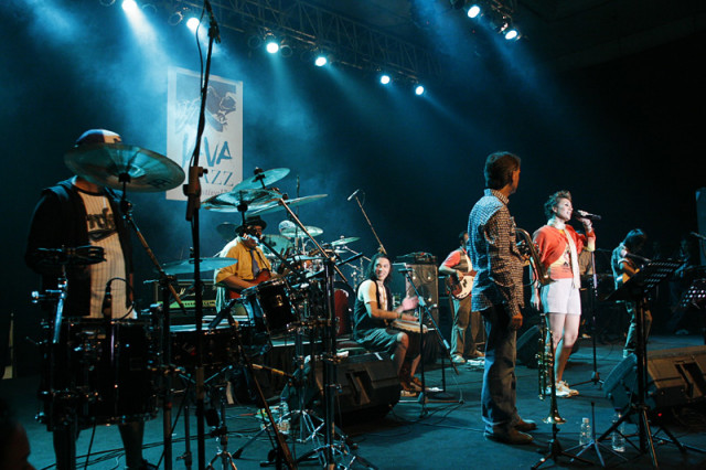 Syaharani & friends