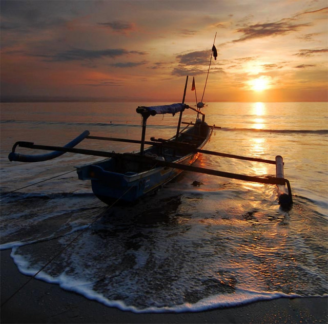 Lonely Boat