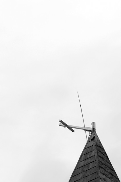 :: broken cross ::