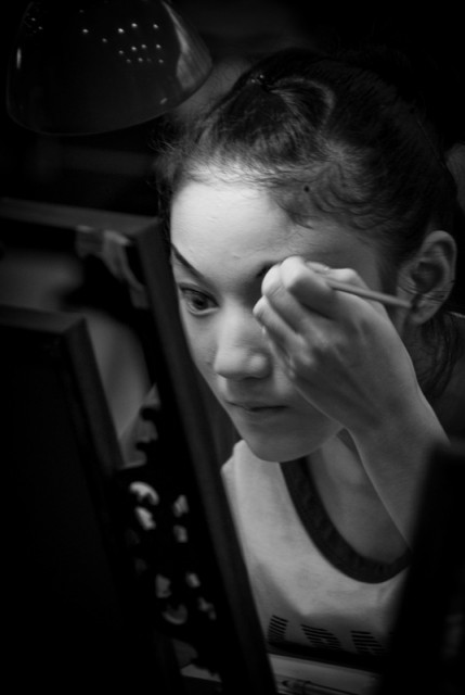 behind  the  scene 4