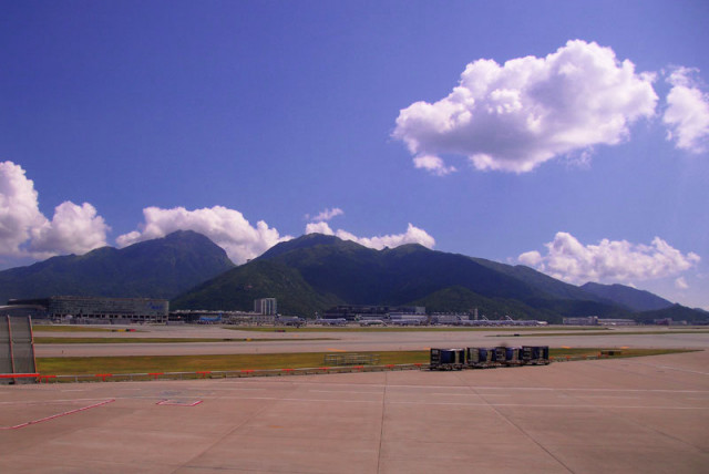 Zhu Zai Gou's  airport