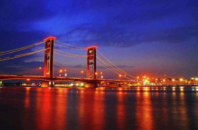 . Sore Di Ampera .
