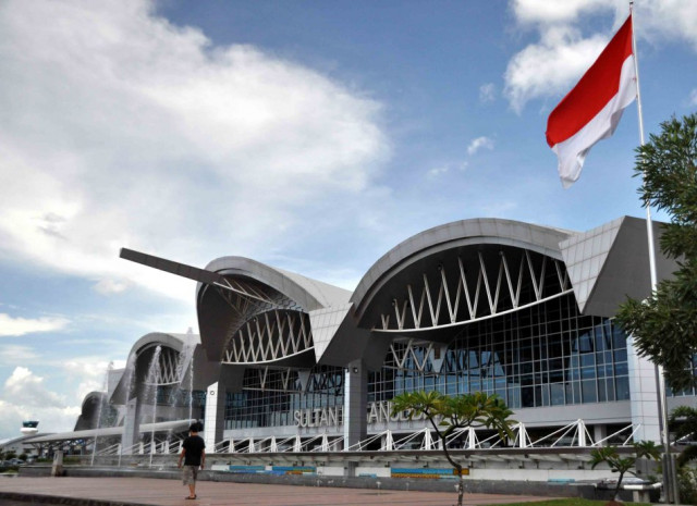 sultan hasanuddin airport