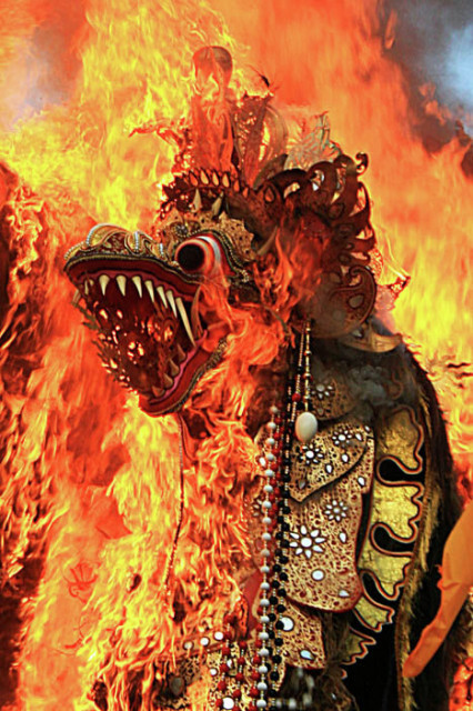 Bakar Naga Banda
