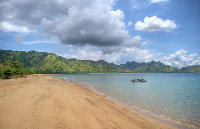pantai P. Komodo