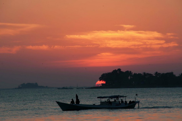losari beach