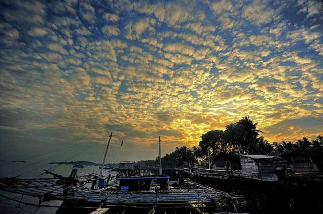 KAMPUNG NELAYAN