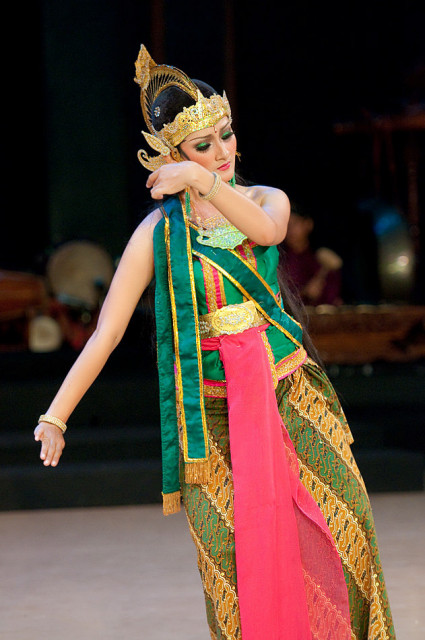 Putri Shinta
