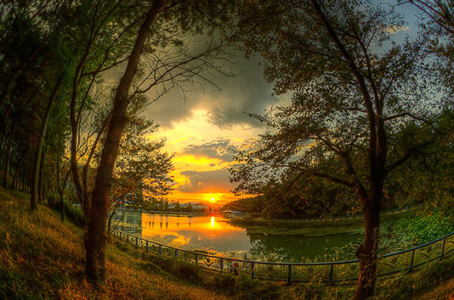 Sunset Changwon Park