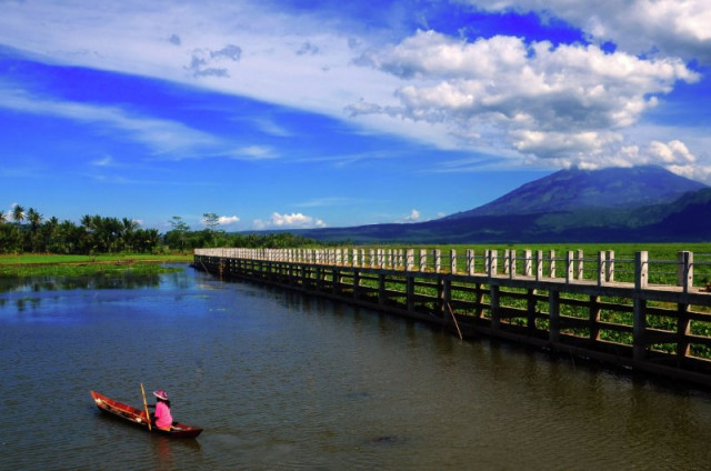 Pesona Rawa Pening